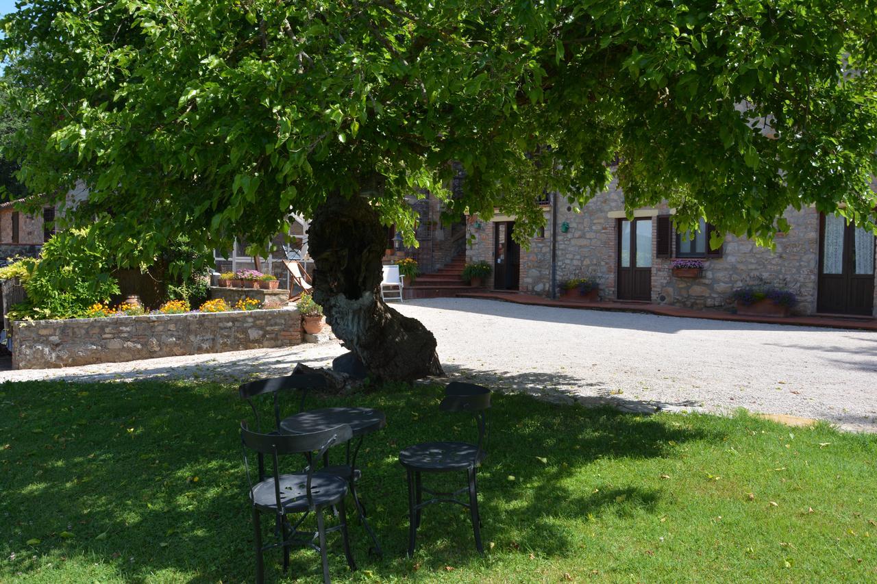 Il Poggiolo Di Parrano ξενώνας Εξωτερικό φωτογραφία